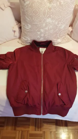 Bomber Bershka Talla S granate
