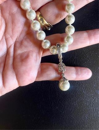 Collana simil perle con pendente