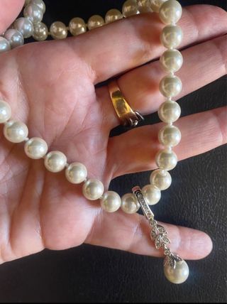 Collana simil perle con pendente