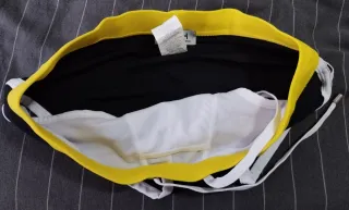 Bañador slip hombre negro y amarillo