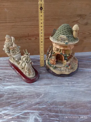 Decorazioni Natalizie Babbo Natale e Casa Fungo