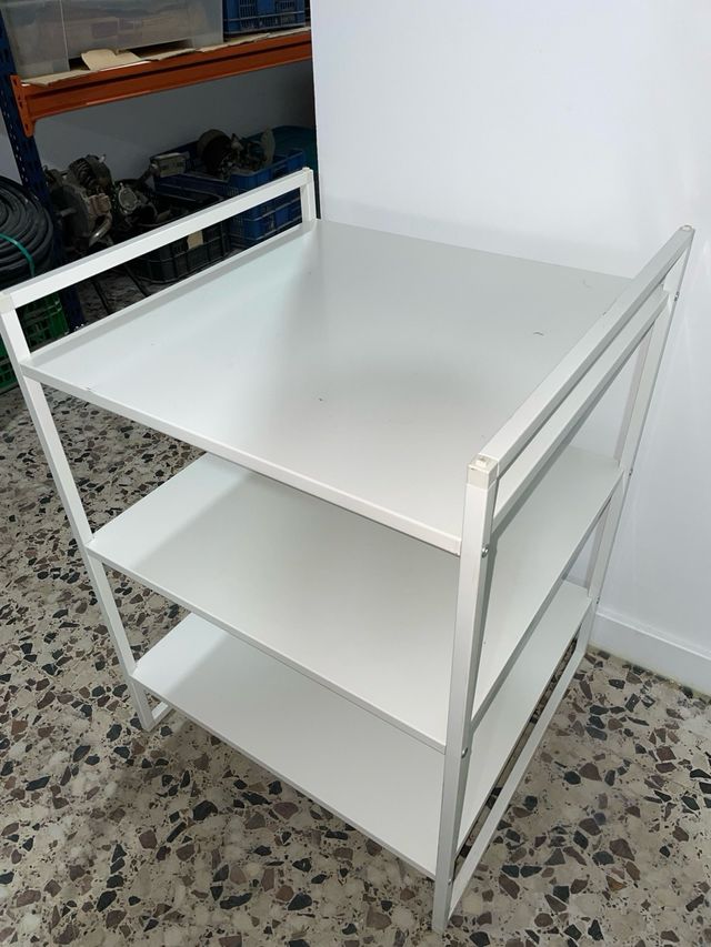 Estantería auxiliar IKEA