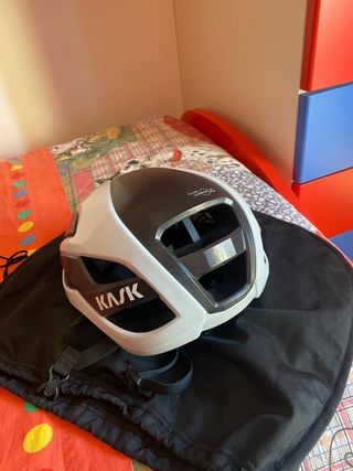 Casco Kask elemento