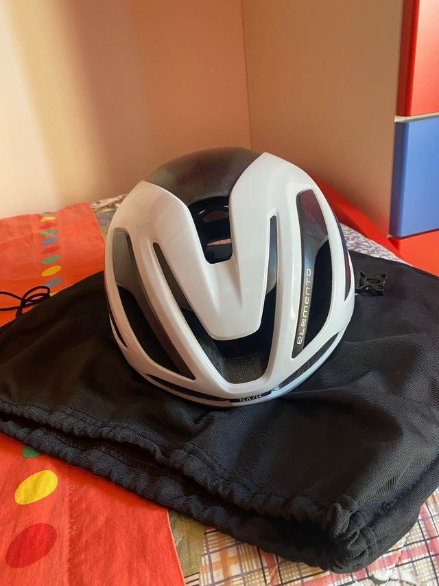 Casco Kask elemento