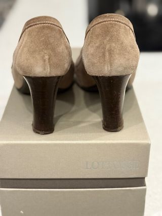 Zapatos de ante beige tacón