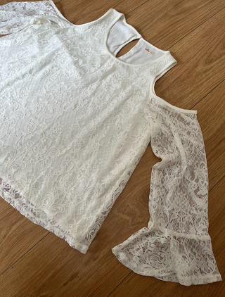 Blusa camiseta blanca de encaje hollister