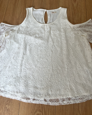 Blusa camiseta blanca de encaje hollister