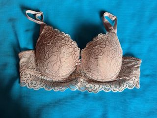 Lote 2 Sujetador de encaje en azul y beige 90C