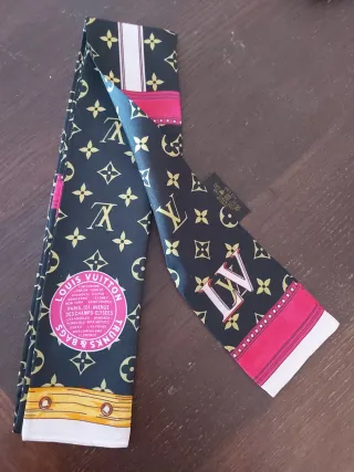 Foulard o scalda collo seta.