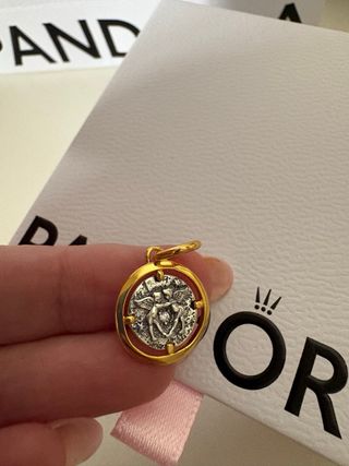 Colgante Pandora Cupido Abrazos Oro y Plata