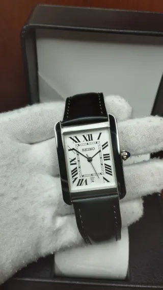 Reloj Seiko Mod Vintage Tank Negro Blanco y Azul