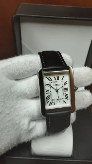 Reloj Seiko Mod Vintage Tank Negro Blanco y Azul