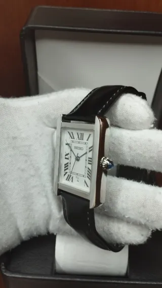 Reloj Seiko Mod Vintage Tank Negro Blanco y Azul