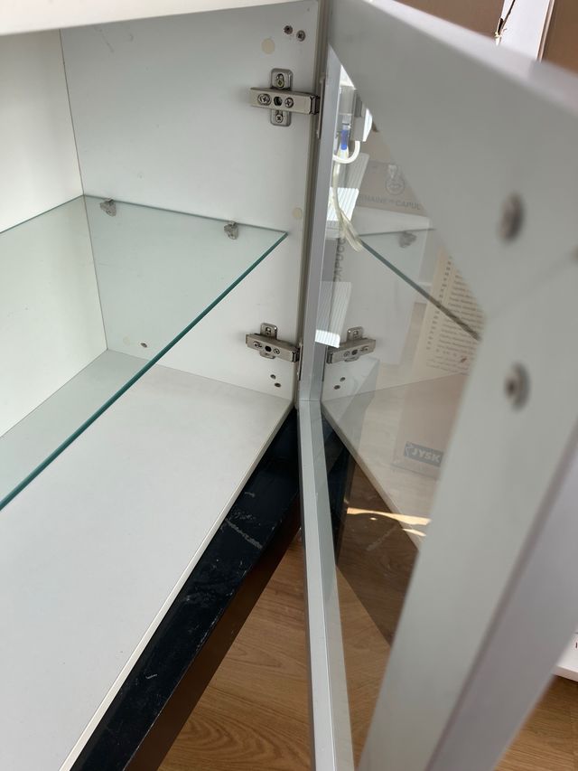 Vitrina expositora cristal y metal