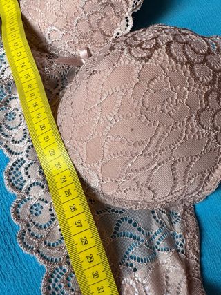 Lote 2 Sujetadores de encaje beige Talla 90C