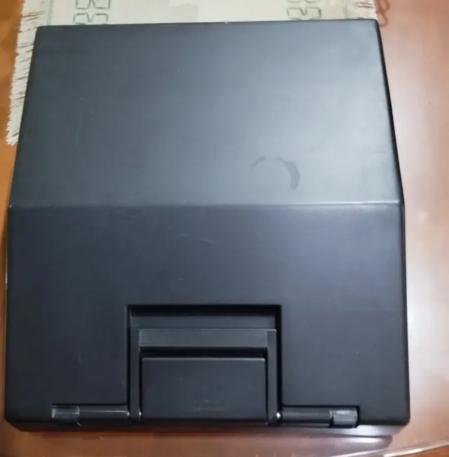 Máquina de escribir Olivetti Lettera 42