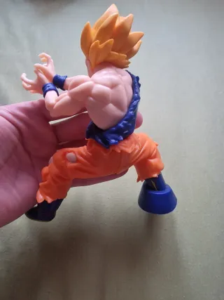Figura Anime Goku Super Saiyan
