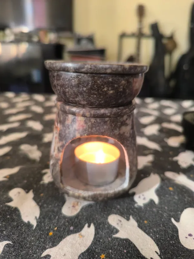 Quemador de aceites esenciales de piedra