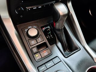 Lexus NX 300h Sport Edition 197CV