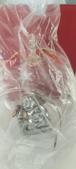 Sfera di Natale con Babbo Natale e slitta