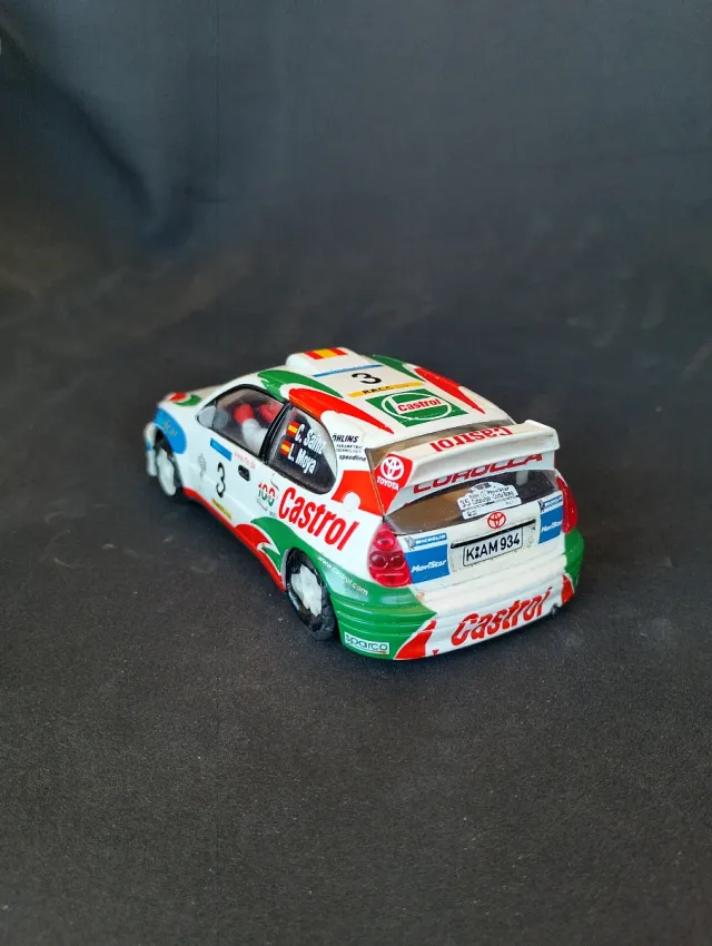 Coche Scalextric Toyota Corolla Castrol