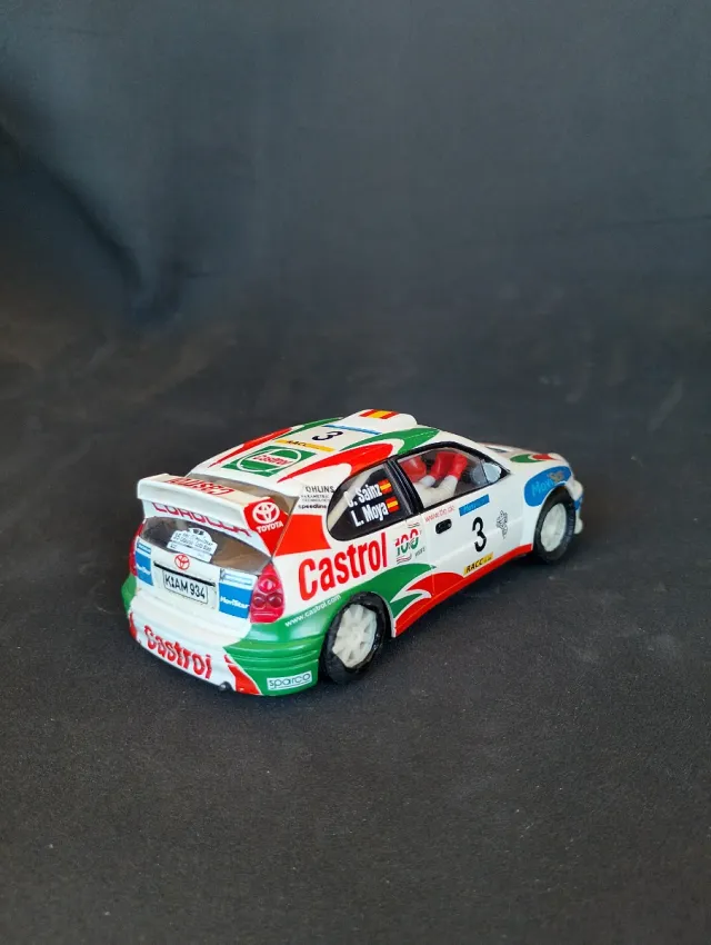 Coche Scalextric Toyota Corolla Castrol