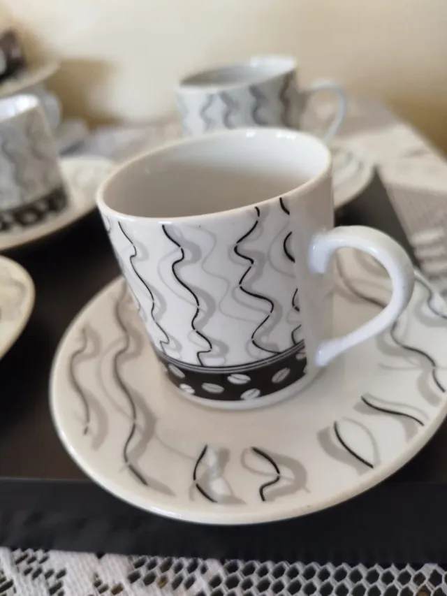 Juego de café de porcelana