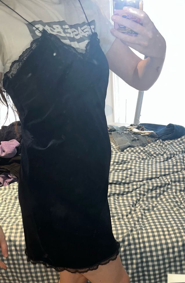 Vestido lencero terciopelo azul Zara