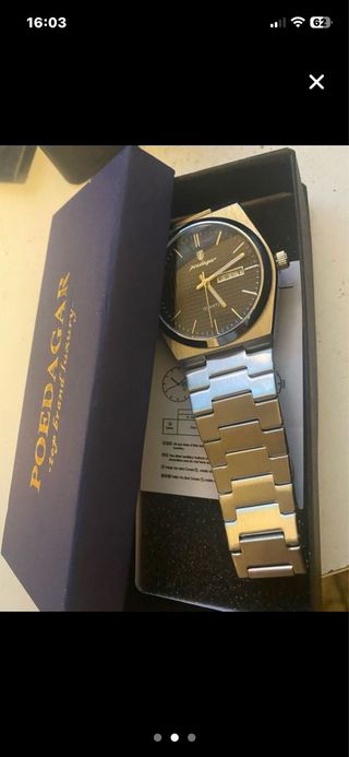 Reloj Accerger Cuarzo Dorado y Negro