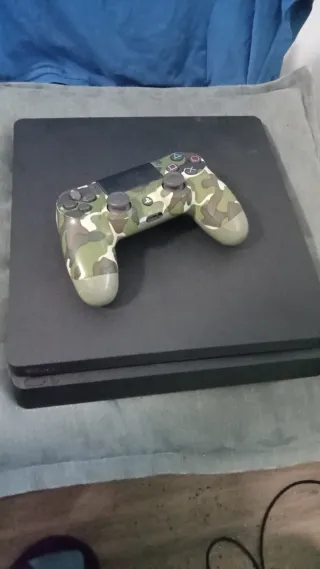 Consola PS4 + Mando Camuflaje... falló  HDMI