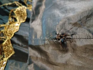 Gonna lunga ampia marrone lucido con frange