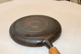 Padella in ghisa 18cm