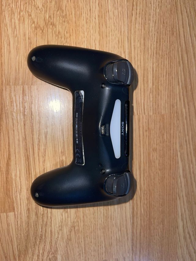 PACK PS4+ MANDO+ JUEGO+ CARGADOR