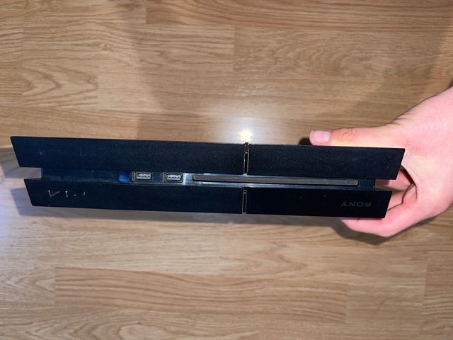 PACK PS4+ MANDO+ JUEGO+ CARGADOR