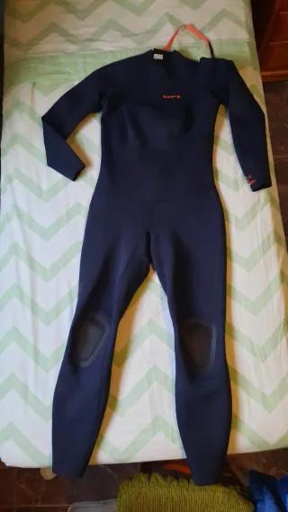 Mono Neopreno Olaian 2.2mm Talla S