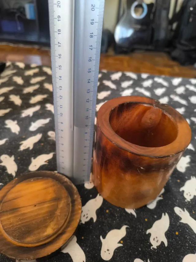 Caja de madera artesanal