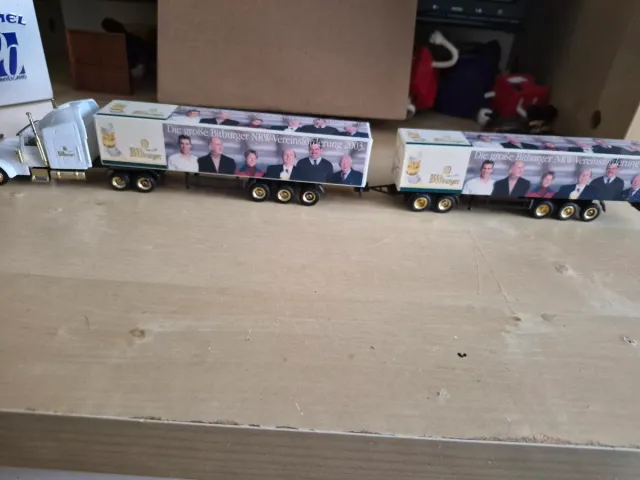 Dúo tráiler escala 1:87 Bitburger