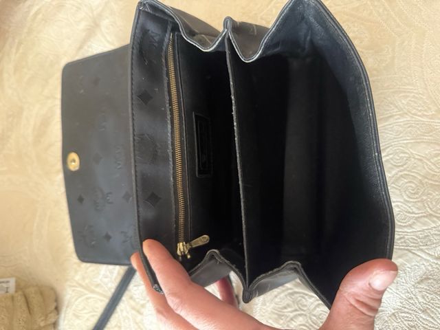 Borsa MCM nera monogram