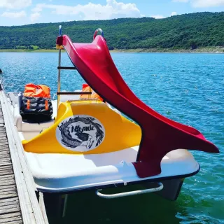 Negocio de hidropedales