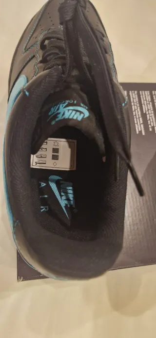 Nike Air Force 1 Negras y Azules