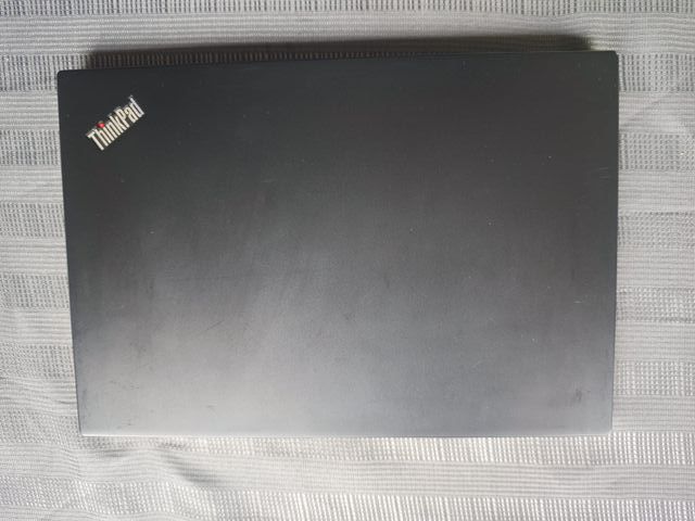 Lenovo ThinkPad T490s