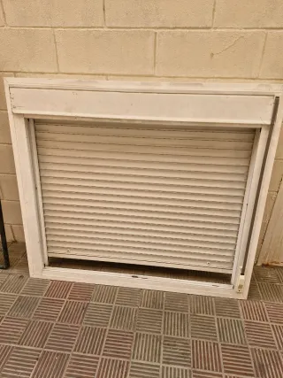 Ventana aluminio y rejas hierro