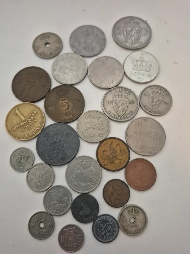 Lotto di 26 monete nordiche