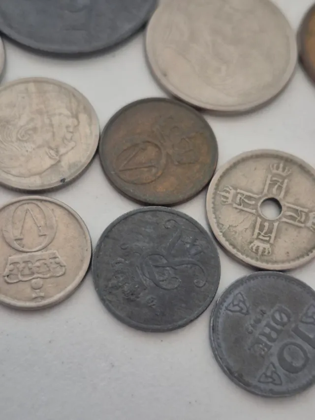 Lotto di 26 monete nordiche