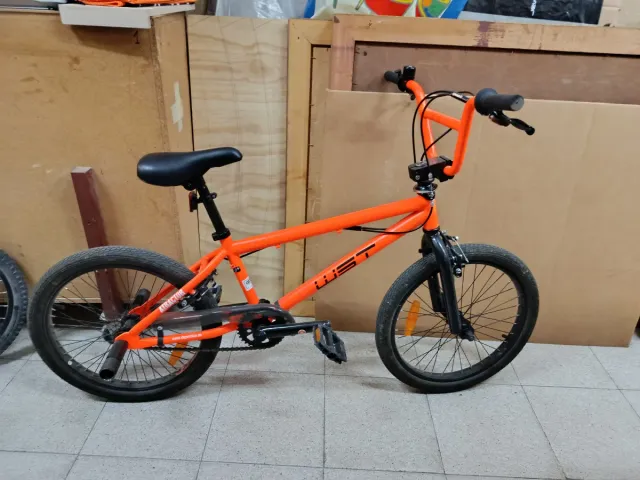 Bicicleta BMX Naranja WST