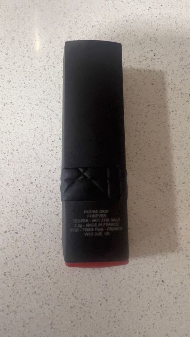 Pintalabios Dior Negro y Rojo