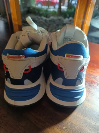 Zapatillas puma talla 38.5 mujer 25€