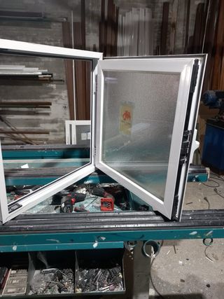 3 Ventanas de aluminio blanco de 1hoja 60x60 Nueva