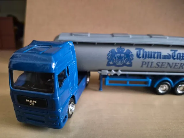 Camión tráiler 1:87 Sternquell