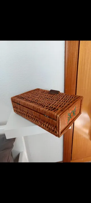 MALETIN DE MIMBRE VINTAGE